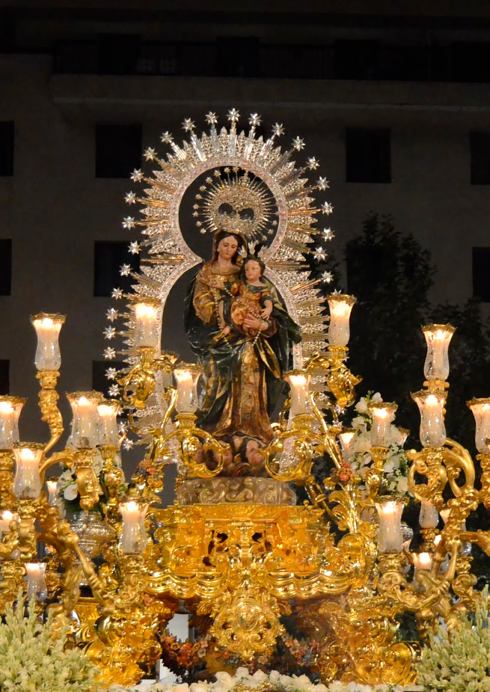 Virgen del Rosario Foto Procesión Vertical Fernando Domínguez Gómez